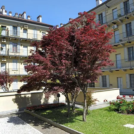 Moro 137 Milano