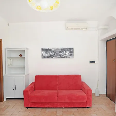 Moro 137 * Milano